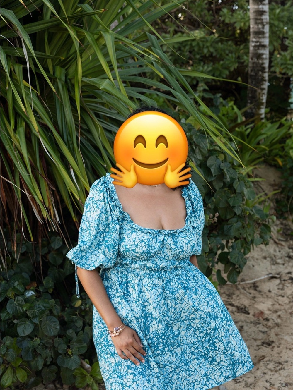 House of Harlow 1960 Blue and White Floral Puff Sleeve Dress